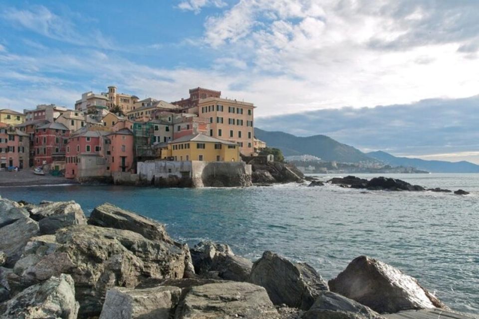 Genoa: Walking Tour With Local Guide - Itinerary Highlights