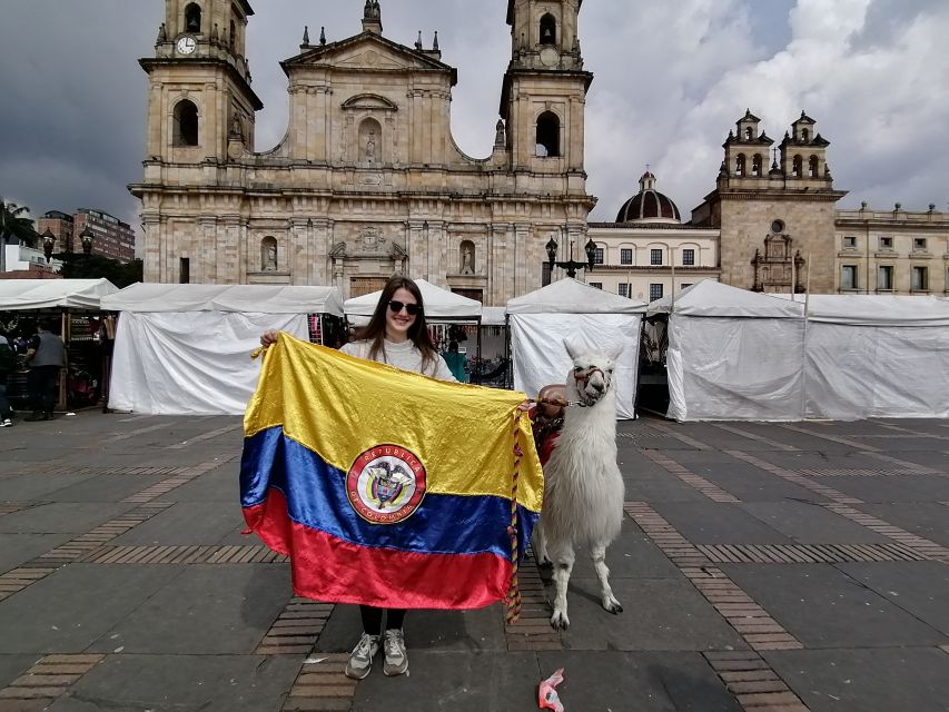 Go up to the Iconic Viewpoint of Bogotá at Night - Highlights of the Experience