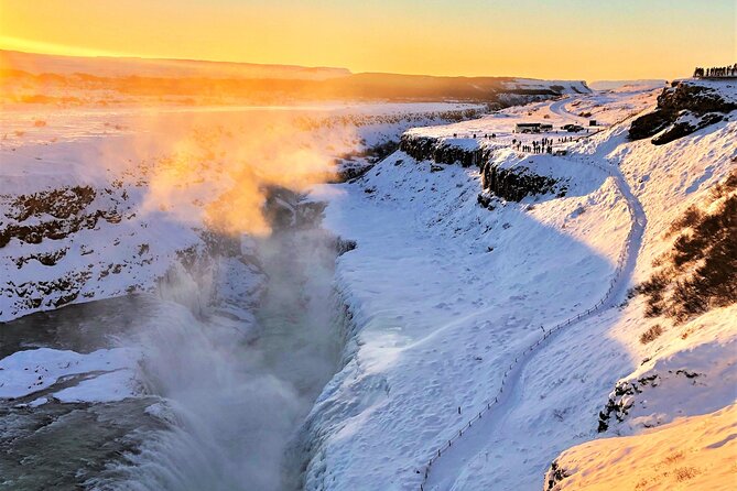 Golden Circle, Fridheimar Farm & Horses Small Group Tour From Reykjavik - Transportation