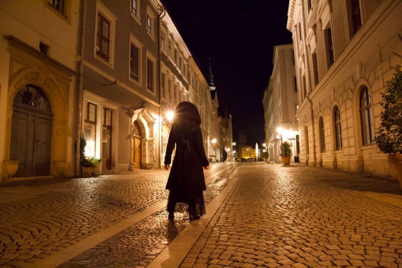 Görlitz: Ghosts and Spooky Historical Night Walking Tour - Experience Highlights