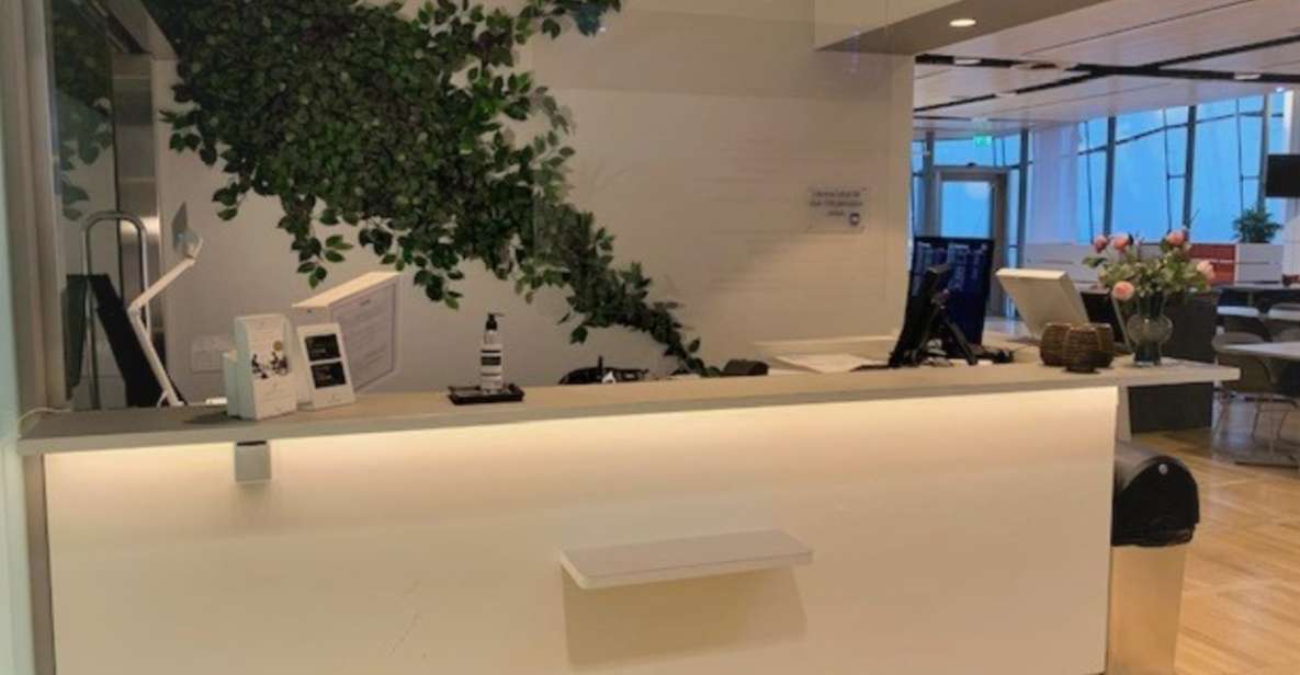 GOT Gothenborg Landvetter Airport: Vinga Lounge Access - Lounge Experience and Amenities