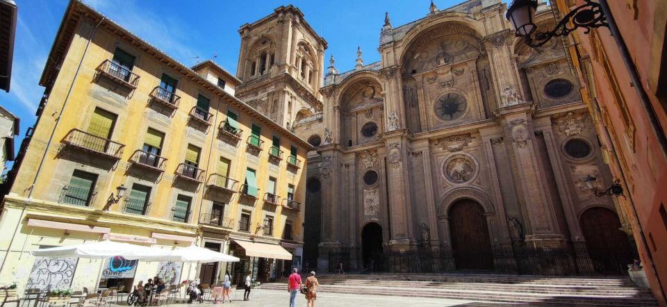 Granada: Private Tour of the City Center and Cathedral - Highlights and Experience