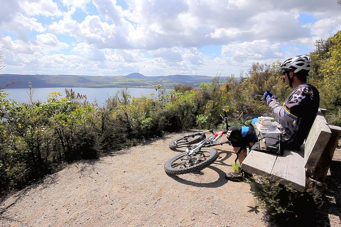 Great Lake Trail Lake Taupo 2-Day Mountain Biking Tour - Inclusions and Amenities