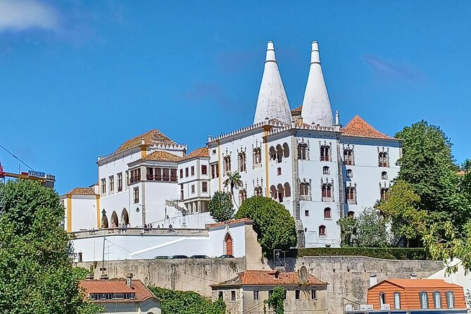 Group to Pena Palace, Sintra (pass by Regaleira) and Cascais - Pickup and Meeting Details