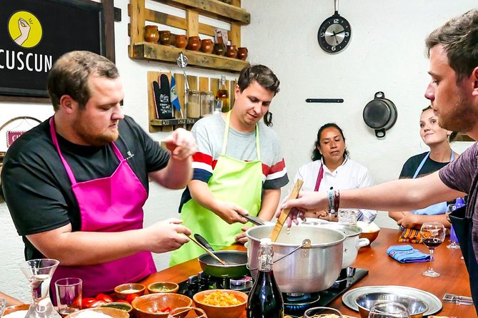 Guatemalan Cooking Class and Market Tour - Tour Format and Logistics