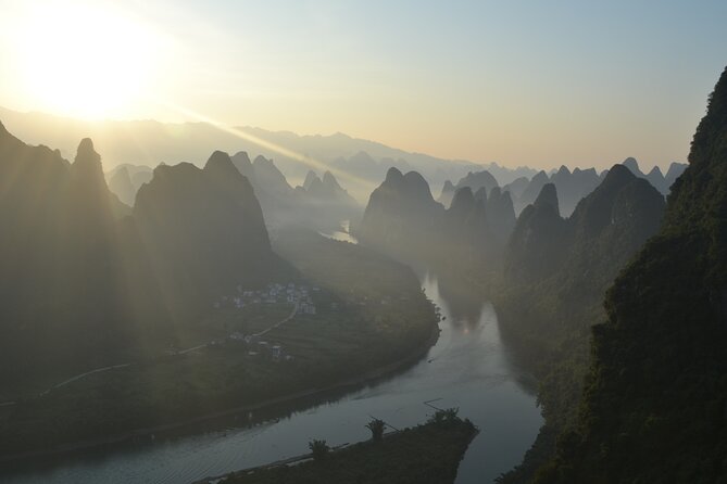 Guilin Classic Li River Day Tour With Xianggong Hill - Unique Features of the Tour