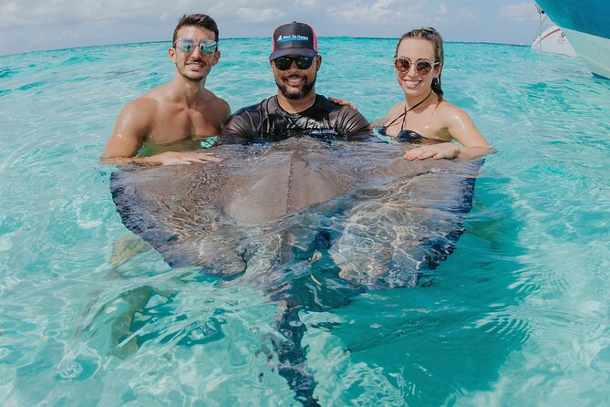 Half-Day Private Stingray City Charter - Grand Cayman - BTC - Included Amenities