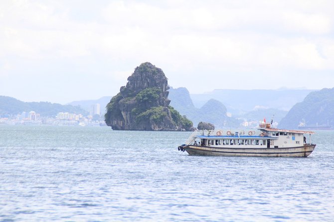 Halong Bay Full Day Cruise Trip: Kayaking, Surprise Cave, Titop Island, Lunch - Recommendations for Your Trip