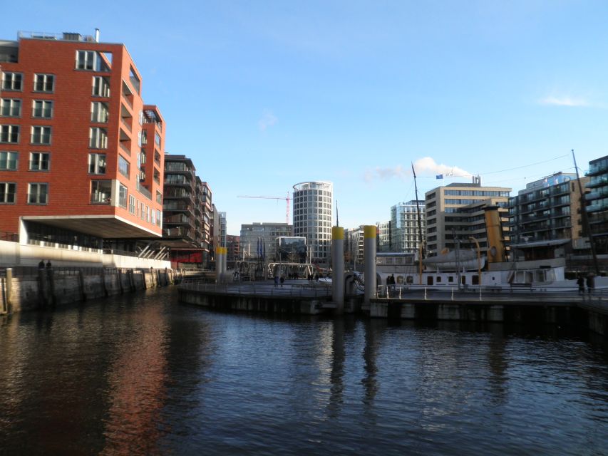 Hamburg: Speicherstadt & HafenCity 2-Hour Walking Tour - Duration and Availability