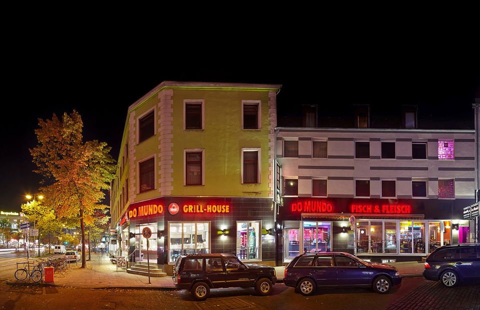 Hamburg: St. Pauli Tour of the Reeperbahn - Experience Highlights
