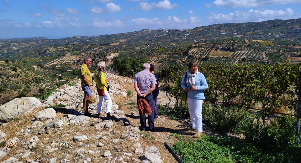 Heraklion: Private SUV Wine Tour With Lunch - Itinerary Highlights