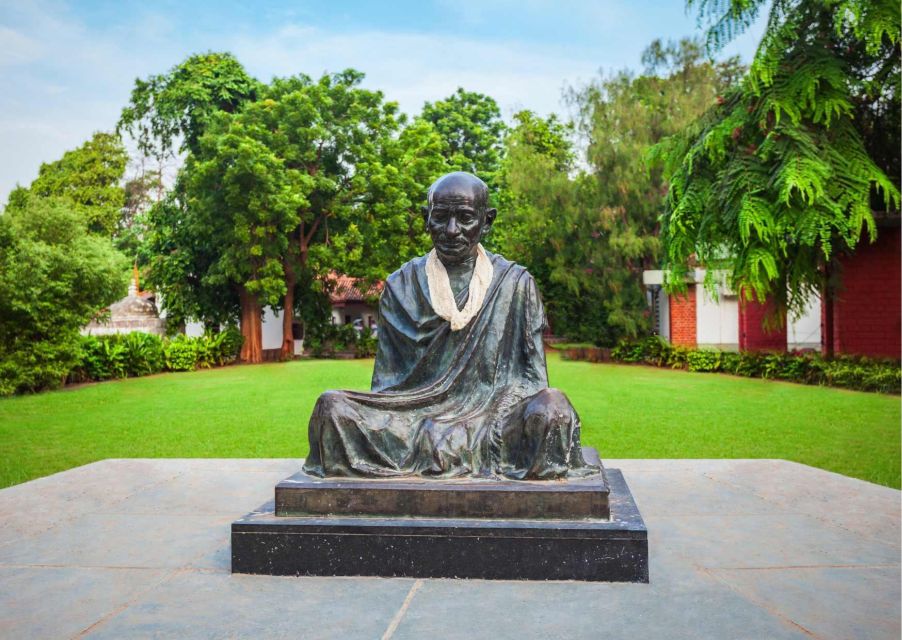 Heritage & Cultural Walk of Ahmedabad (2 Hours Tour) - Experience Highlights