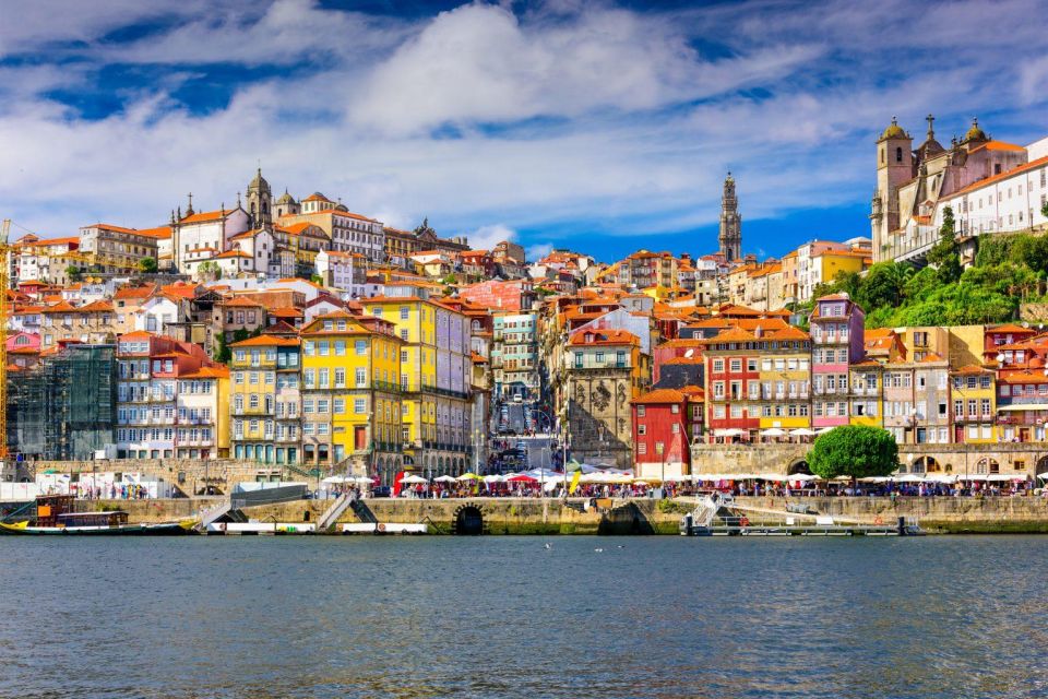 Historic Center of Porto – Family Walking Tour - Starting Location