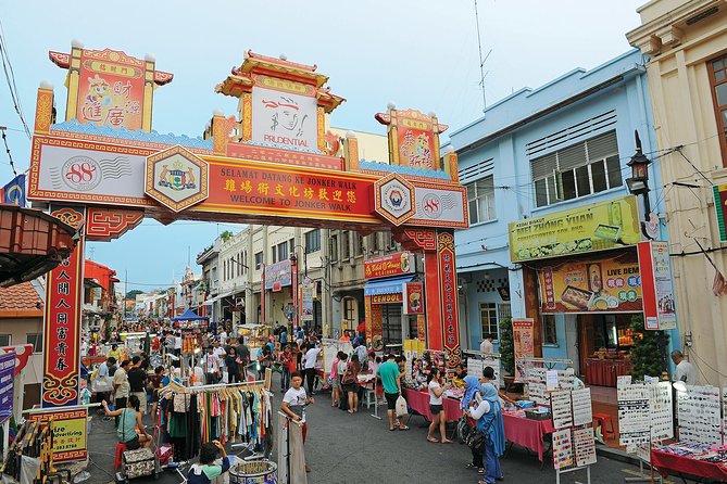 Historical Malacca Tour With Lunch From Kuala Lumpur - Dining Experience in Malacca