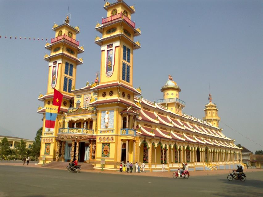 Ho Chi Minh City: Premier Cu Chi Tunnels - Small Group - Inclusions of the Tour