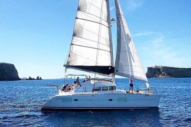 Ibiza Beach Hopping by Catamaran - Meeting and End Points