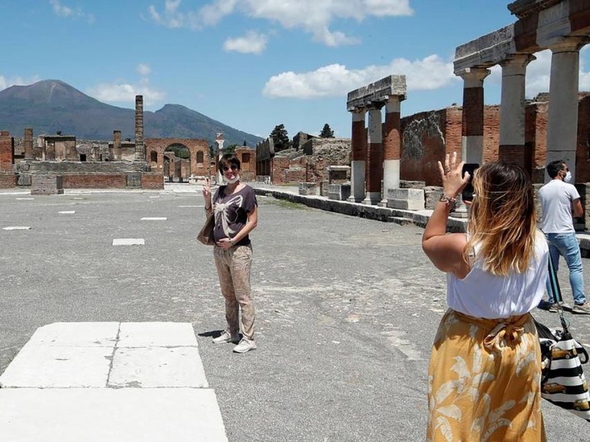 Immersion in Pompeii: Captivating Trip! - Skip-the-Line Access