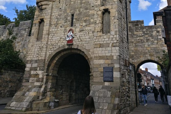 Immersive Murder Mystery in York, A City Treasure Hunt Experience - Meeting and End Points