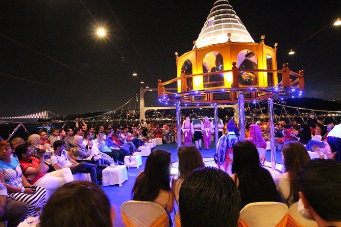 Istanbul Bosphorus Dinner Cruise With Turkish Show - Turkish Cuisine and Beverages