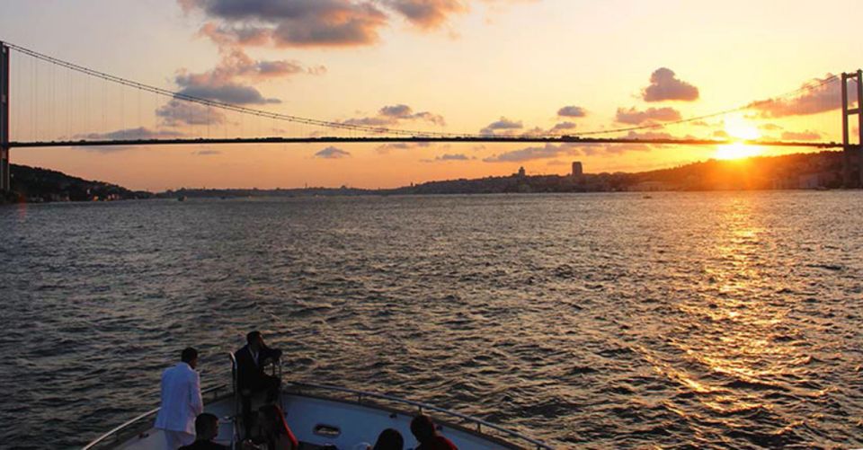 Istanbul Bosphorus Sunset Cruise on a Luxurious Yacht - Itinerary Highlights