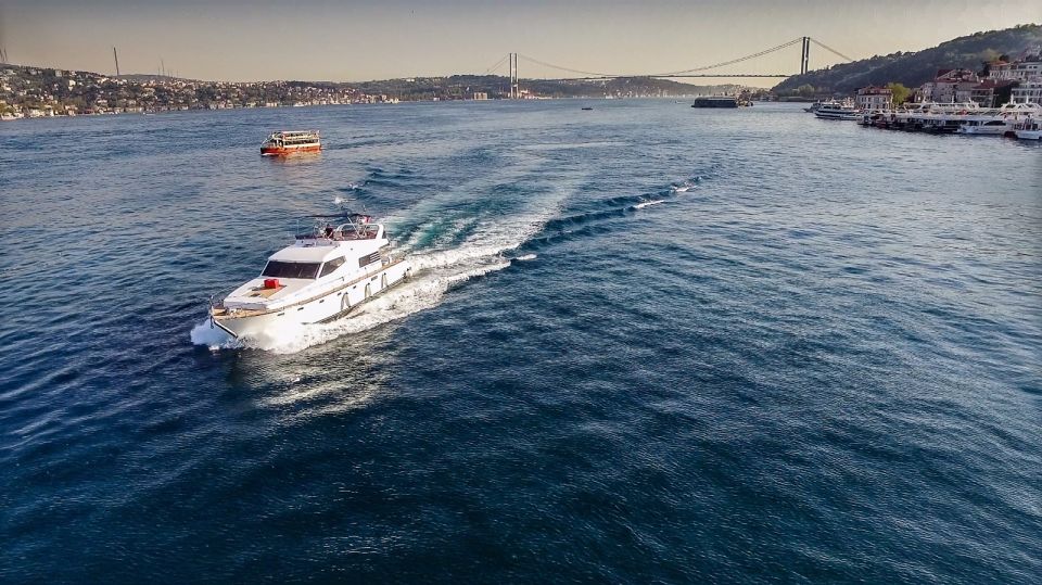 Istanbul: Private Bosphorus Cruise on a Luxurious Yacht - Itinerary Highlights