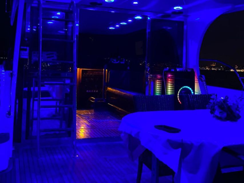 Istanbul Private Luxury Yacht on Bosphorus 14 Meter (46 Feet) - Unique Experiences