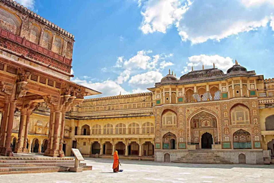 Jaipur: Amber Fort, City Palace and Hawa Mahal Private Tour - Itinerary Highlights