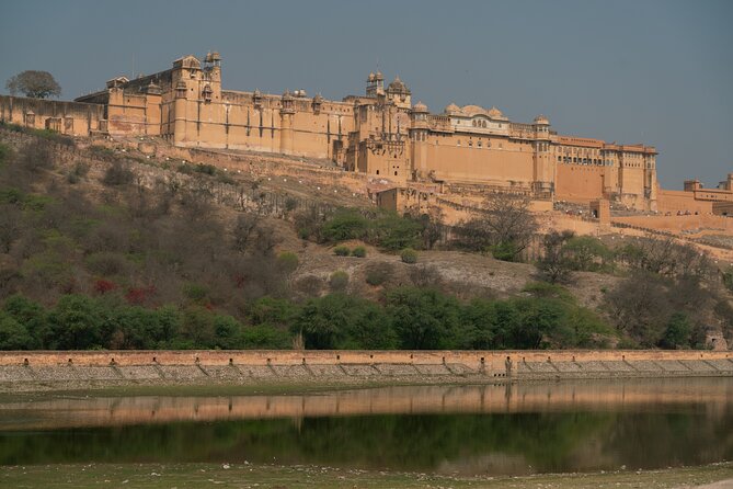 Jaipur Private Full Day Tour W/ AC Car & Guide (Eng, Esp, Fr, It) - Pickup and Transportation