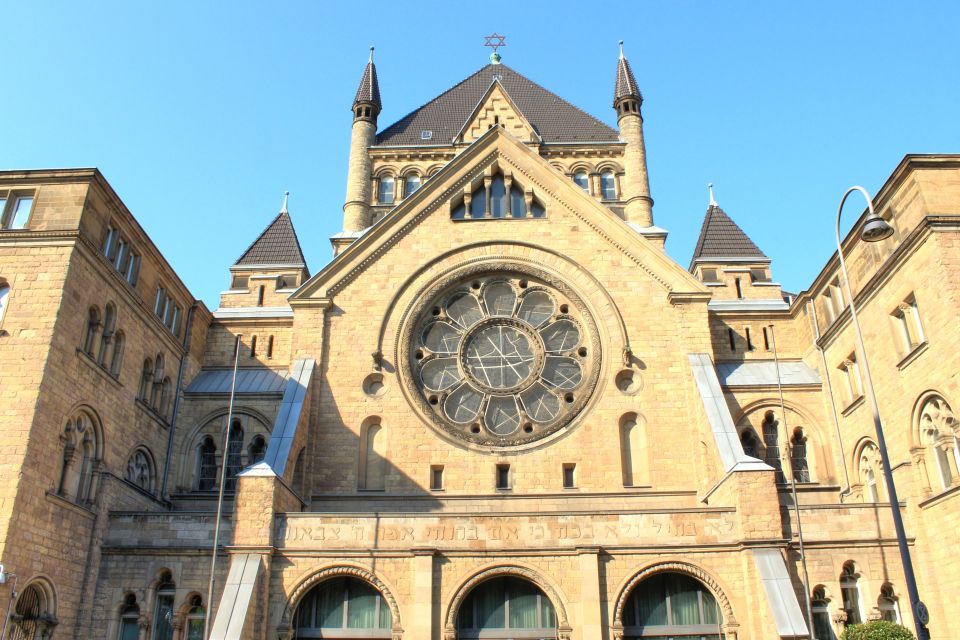 Jewish Quarter History Walking Tour in Cologne's Old Town - Tour Options and Highlights