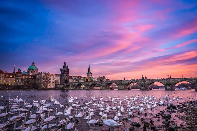 Johnnys Prague Photography Tour - Pricing and Group Size