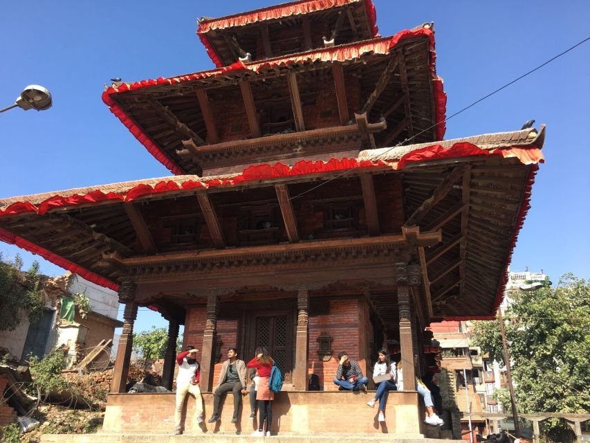 Kathmandu: Guided Walking Tour of Thamel Neighborhood - Highlights of Thamel District