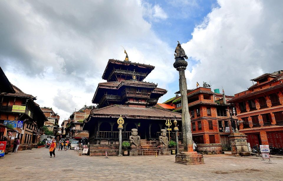 Kathmandu: Private Bhaktapur and Patan Sightseeing Tour - Itinerary Details