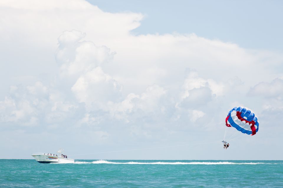 Key West Parasailing at Smathers Beach - Cost and Duration