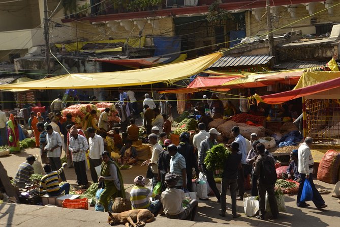 KR Market Photo Walk - Tour Features and Highlights