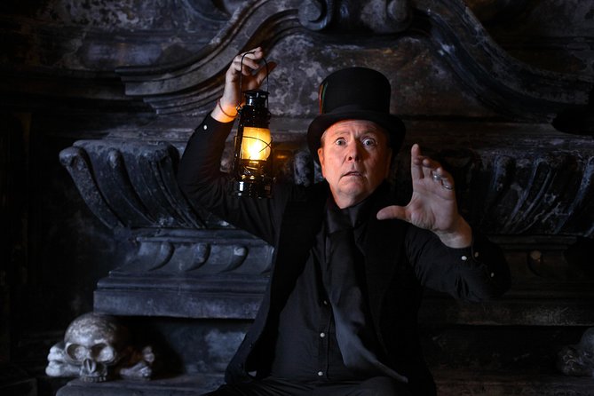 Krakow Night Tour: Ghosts, Vampires and Legends of the Old Town - Haunted Krakow Legends