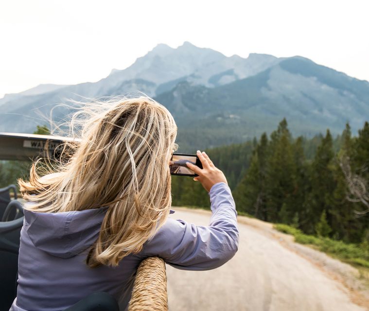 Lake Louise: Double Decker Shuttle to Moraine & Lake Louise - Double-Decker Shuttle Logistics