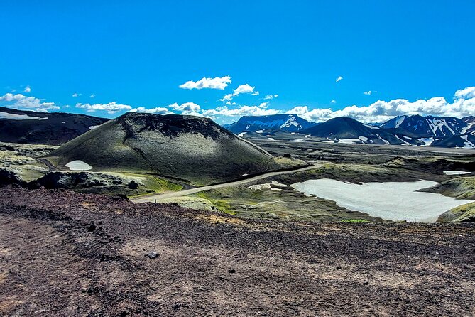 Landmannalaugar, Hekla, Sigoldugljufur 4x4 Tour With Hiking - Itinerary and Activities