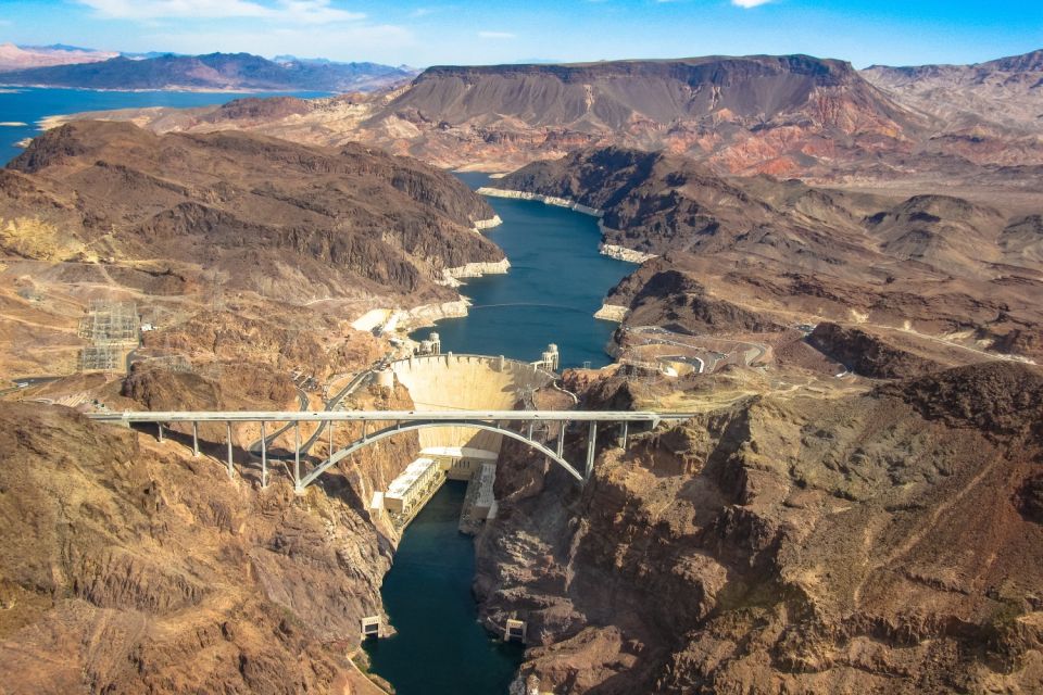 Las Vegas: Hoover Dam and Lake Mead Audio-Guided Tour - Hoover Dam: Engineering Marvel