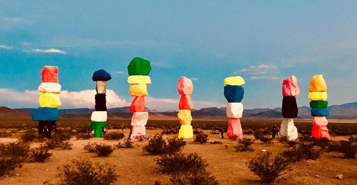 Las Vegas: Mojave, Red Rock Sign and 7 Magic Mountains Tour - Highlights