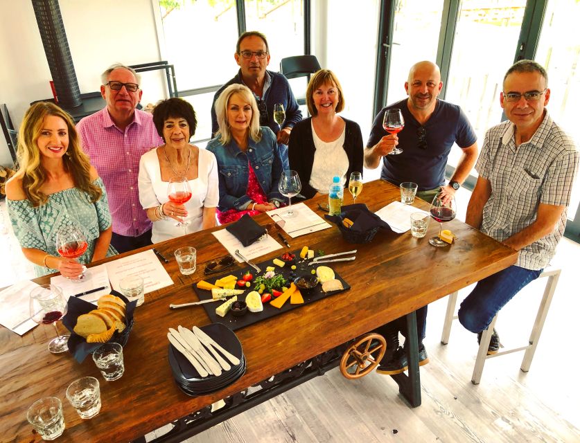 Launceston: Tamar Valley Wine Tour With Lunch - Tour Experience