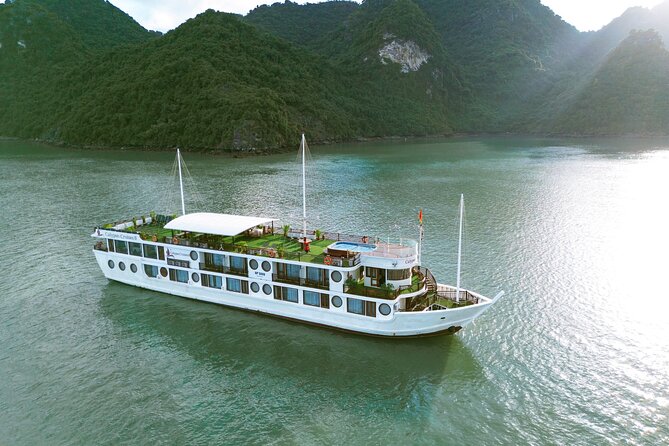 Le Journey Calypso Cruise 5 Star Lan Ha Bay - All Inclusive 2D1N - Dining Experience