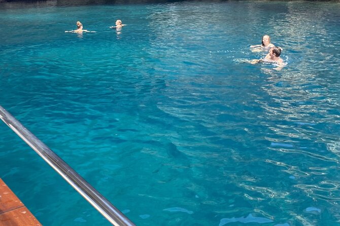 Leuca: Adriatic and Ionian Tour 3 H - Tour Inclusions