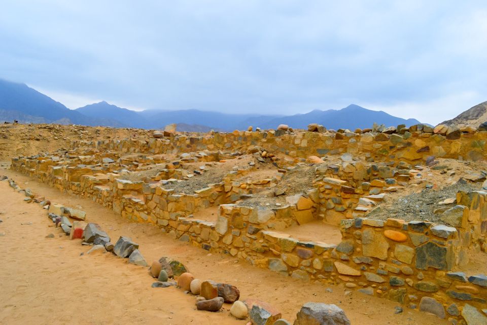 Lima: Caral Full-Day Private Excursion With Meals - Exploring Caral