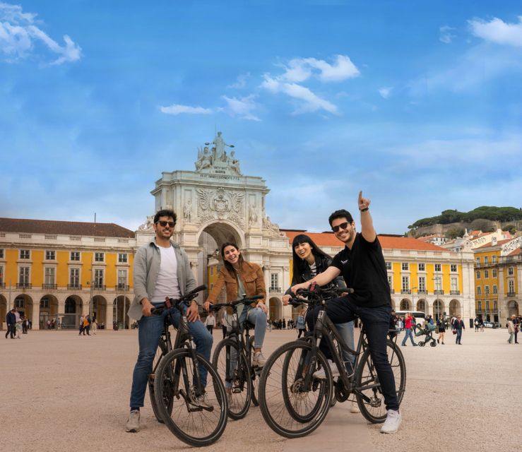 Lisbon: Boat Trip, Guided Walking Tour, Bike & Yellow Tram - Guided Walking Tour