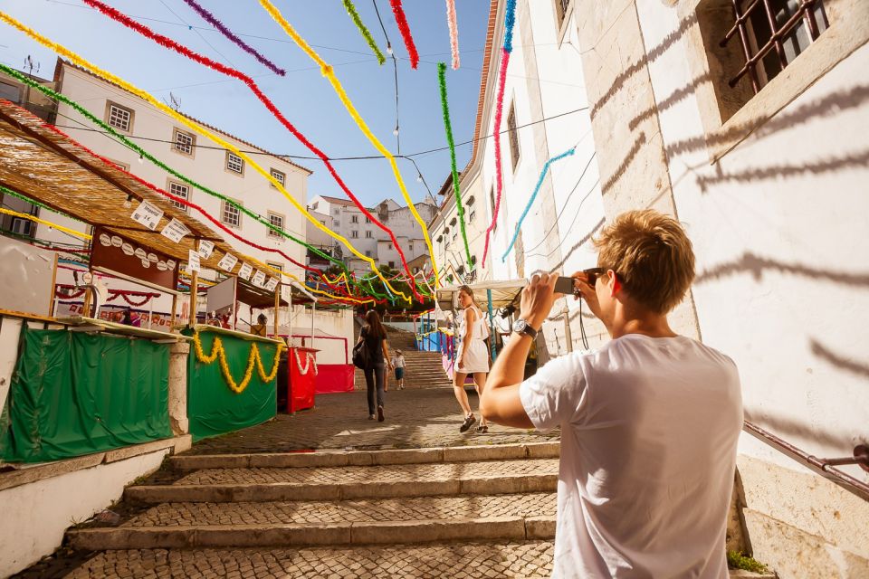 Lisbon Tram No. 28 Ride & Walking Tour - Experience Highlights