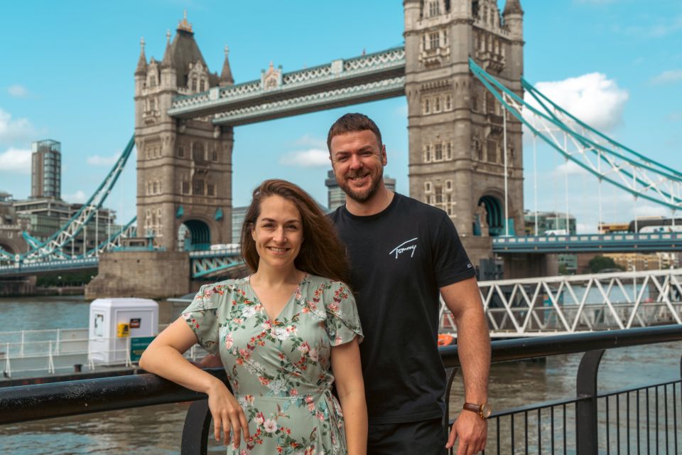 London: Professional Photoshoot at Tower Bridge - Experience Highlights