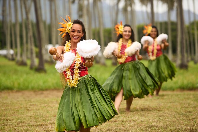Luau Ka Hikina Admission Ticket With Dinner and Lei Greeting - Dinner and Beverages