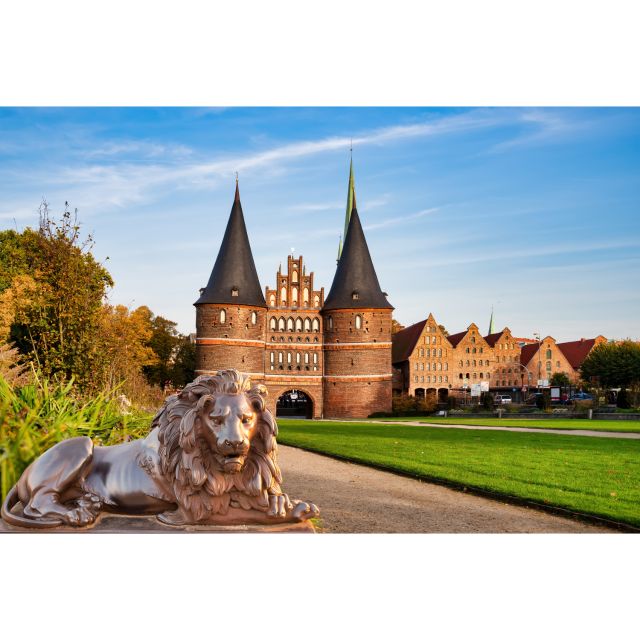 Lübeck: Private Maritime History Walking Tour & Museum Harbor - Experience and Highlights