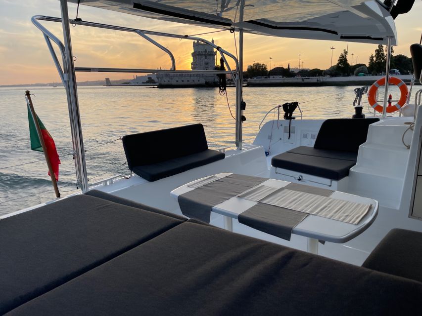 Luxury Catamaran - Sunset and Wine - Booking Information