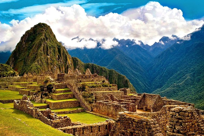 Machu Picchu By Car (2 Days) - Accessibility Considerations
